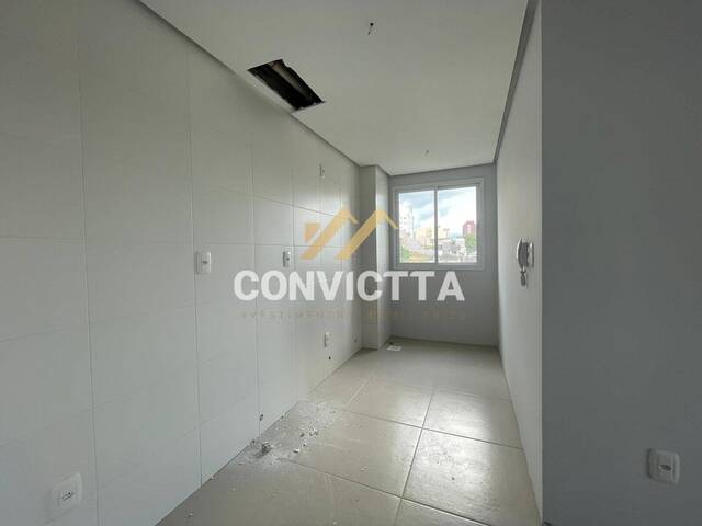 Apartamento para Venda em Caxias do Sul - 5